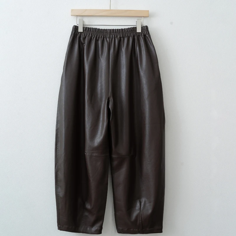 Женские брюки из искусственной кожи - Фотография_2