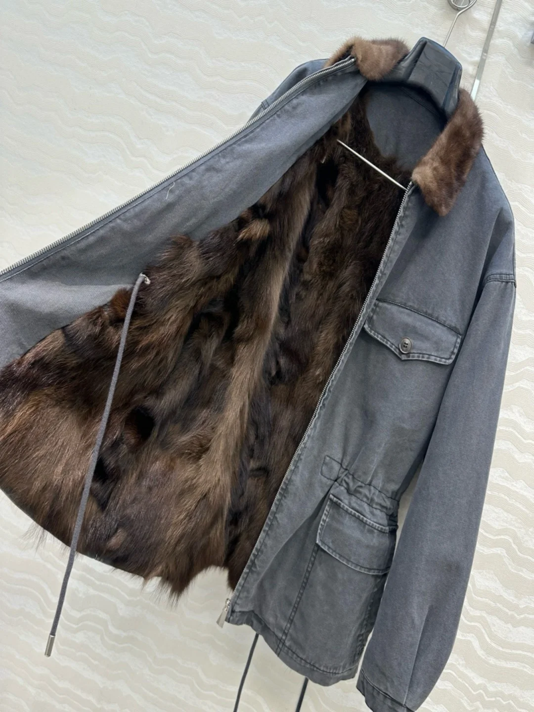 Женская меховая куртка - Фотография_5