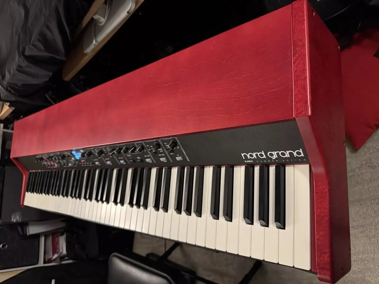 Nord grand 88-клавишная сценическая