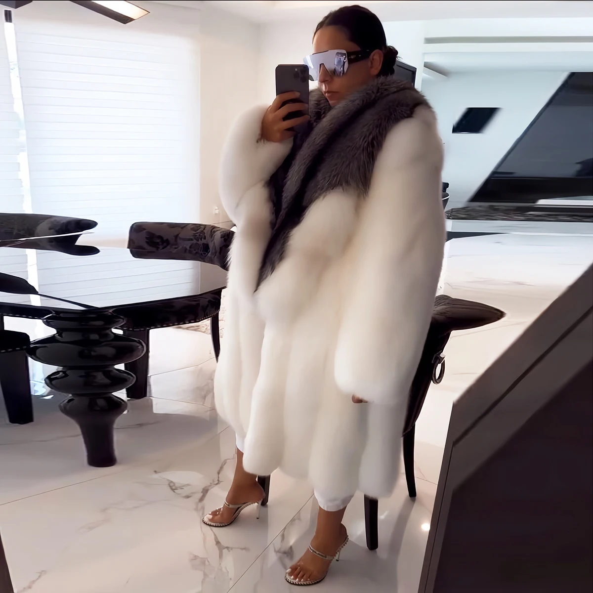 Длинное пальто из натурального - Фотография_2