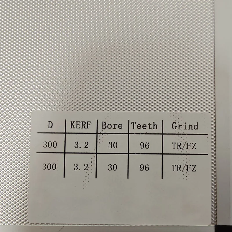 Инструменты для резки дерева - Фотография_3