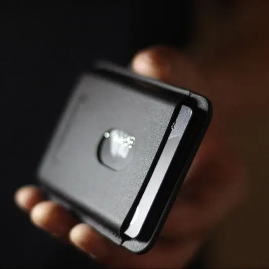 Кошелек magsafe find my встроенный - Фотография_5