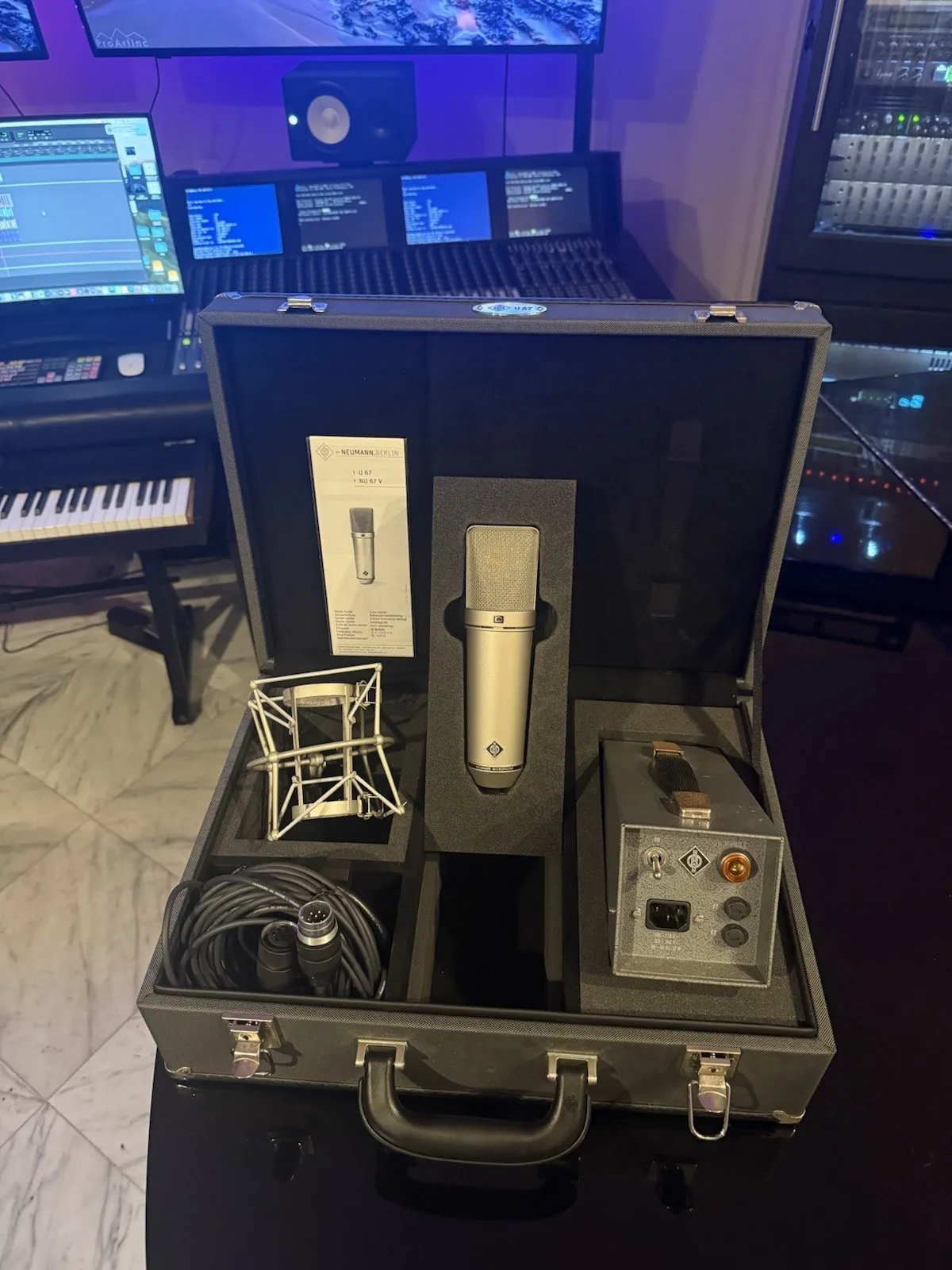 Neumann u67 tube конденсаторный