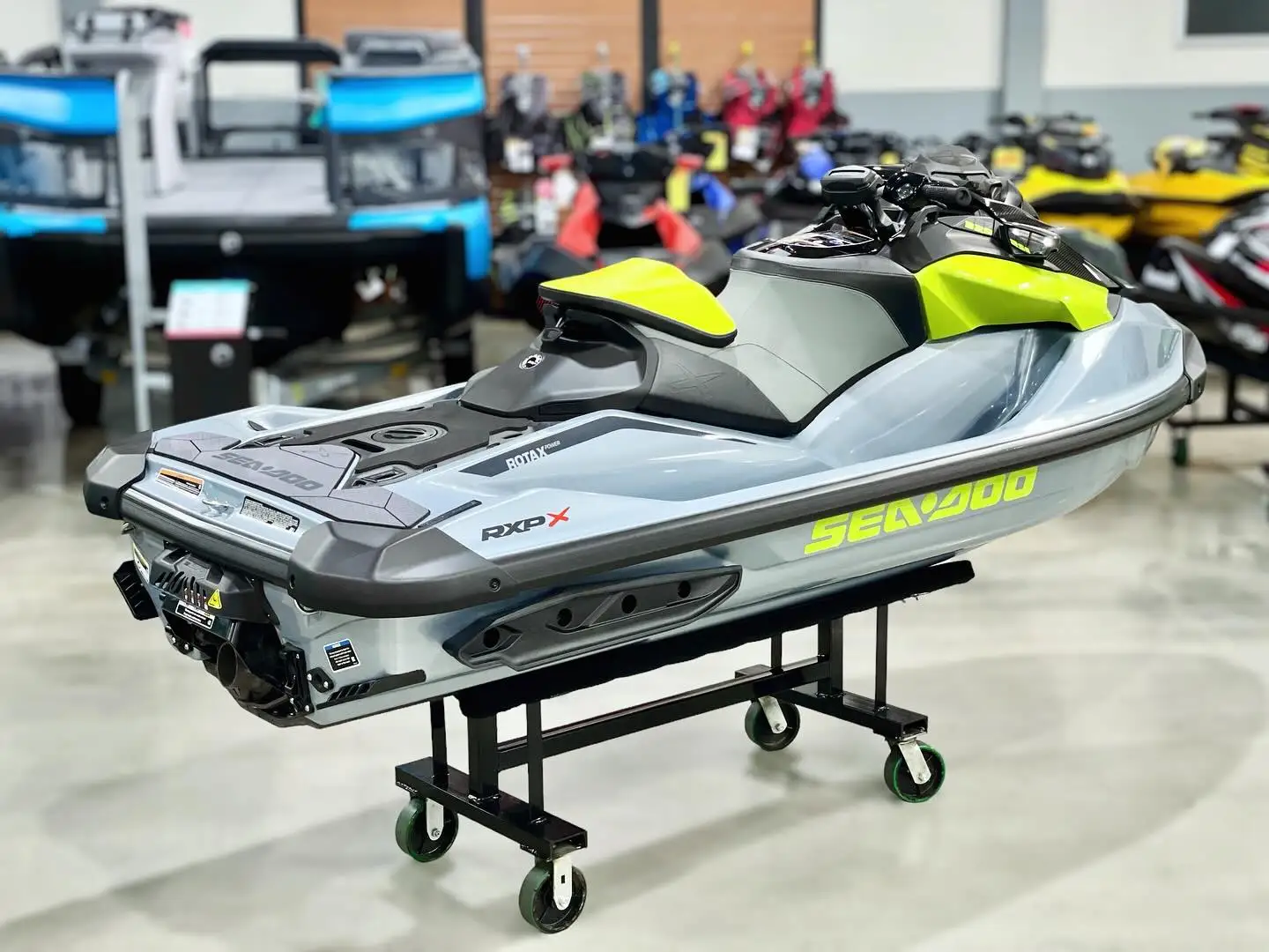 Новинка, в наличии 2024 sea doo