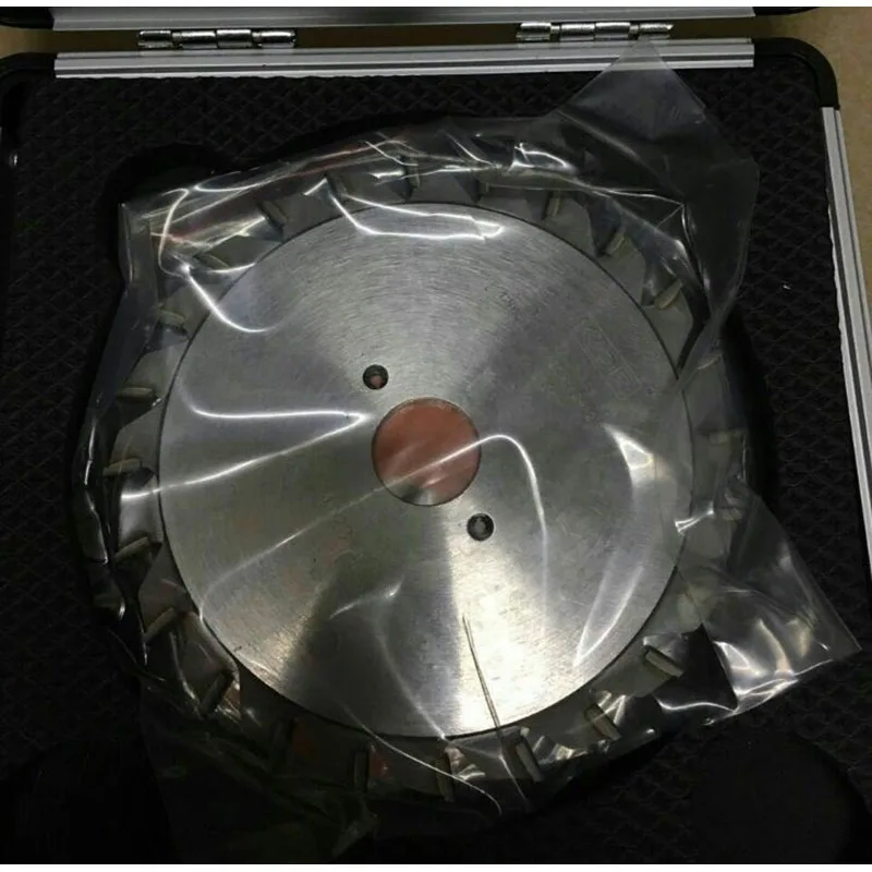 Инструменты для резки дерева - Фотография_2