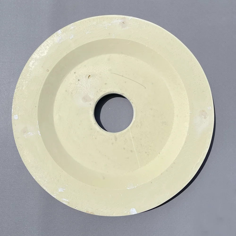 Белая модель здания из искусственной кожи - Фотография_6