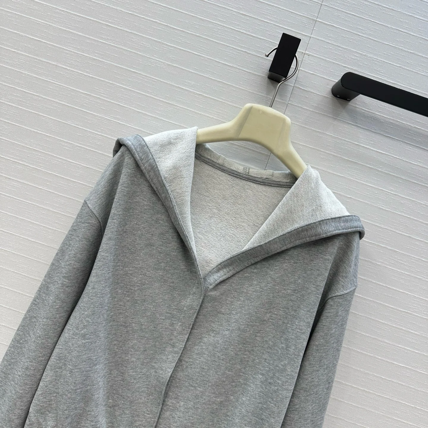 Новый возрастной спортивный комплект с капюшоном для девочек - Фотография_4