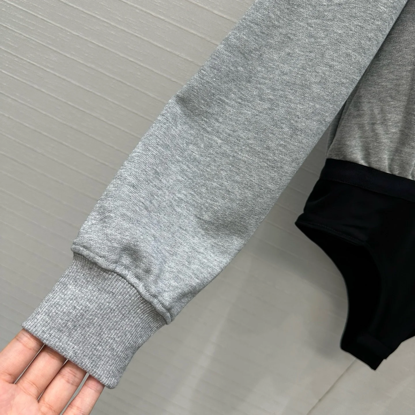 Новый возрастной спортивный комплект с капюшоном для девочек - Фотография_5