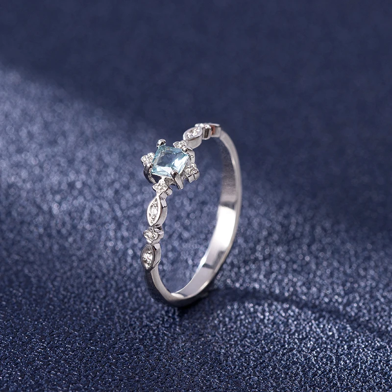 Кольцо женское из серебра 925 пробы - Фотография_5