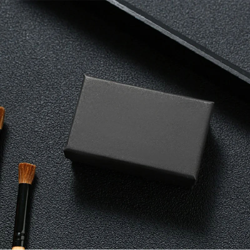 Черная крафт-подарочная коробка для ювелирных изделий - Фотография_5