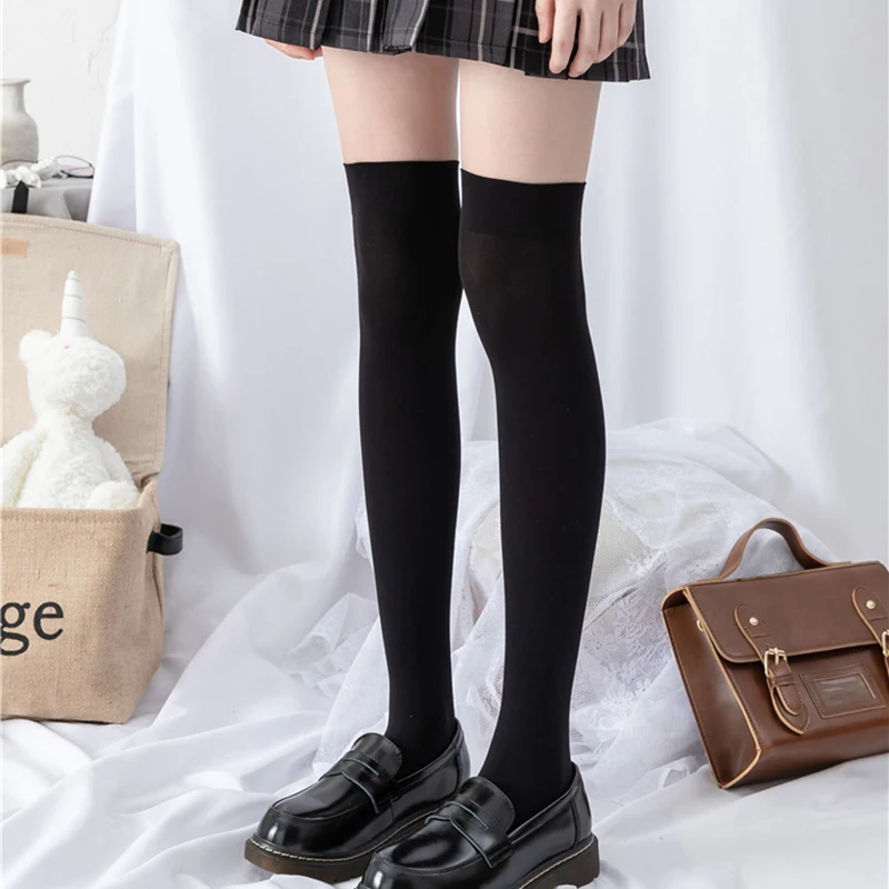 Ультратонкие женские шелковые чулки до бедра - Фотография_3