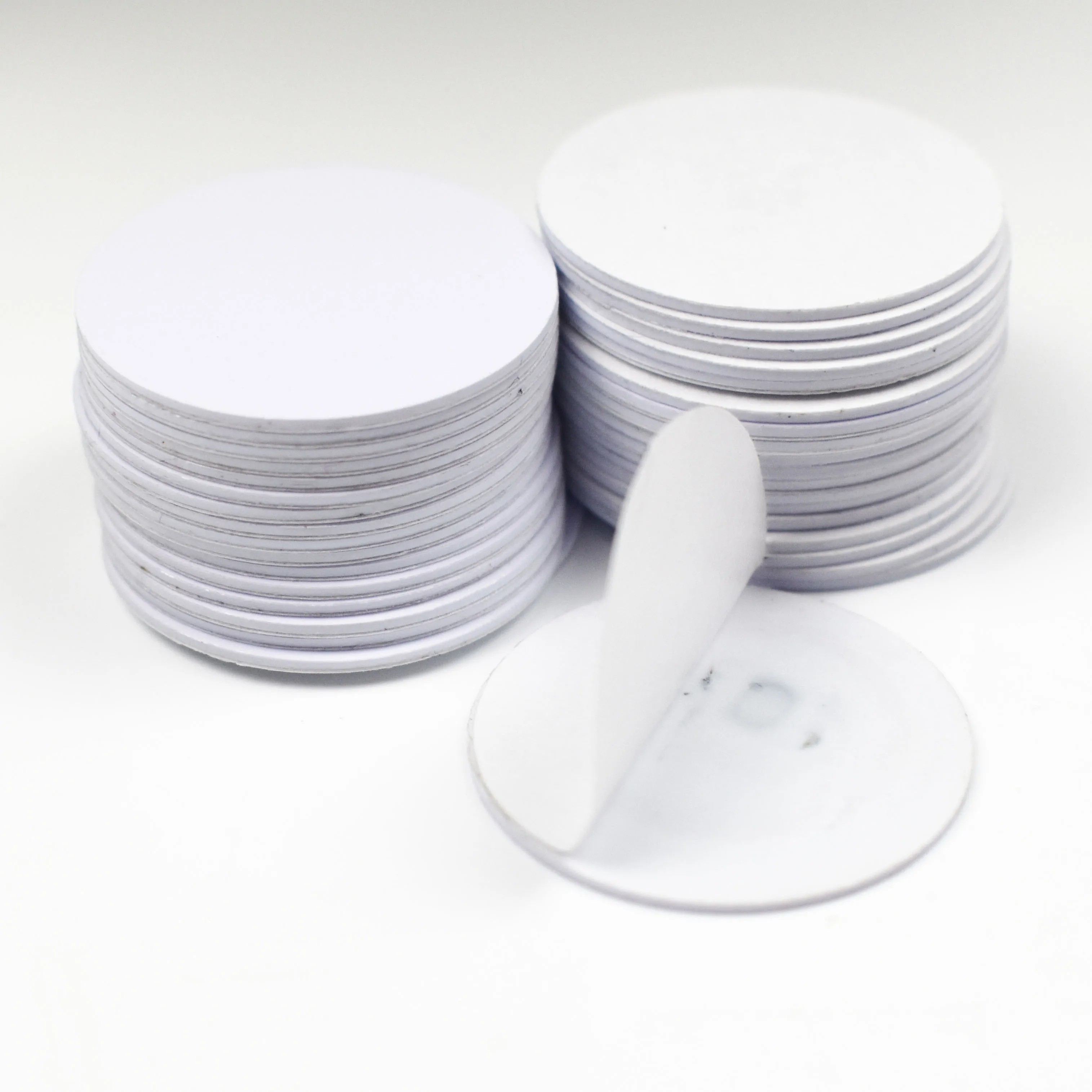 125 кгц tk4100 em4100 rfid-монета id-карта с клейкой наклейкой - Фотография_6