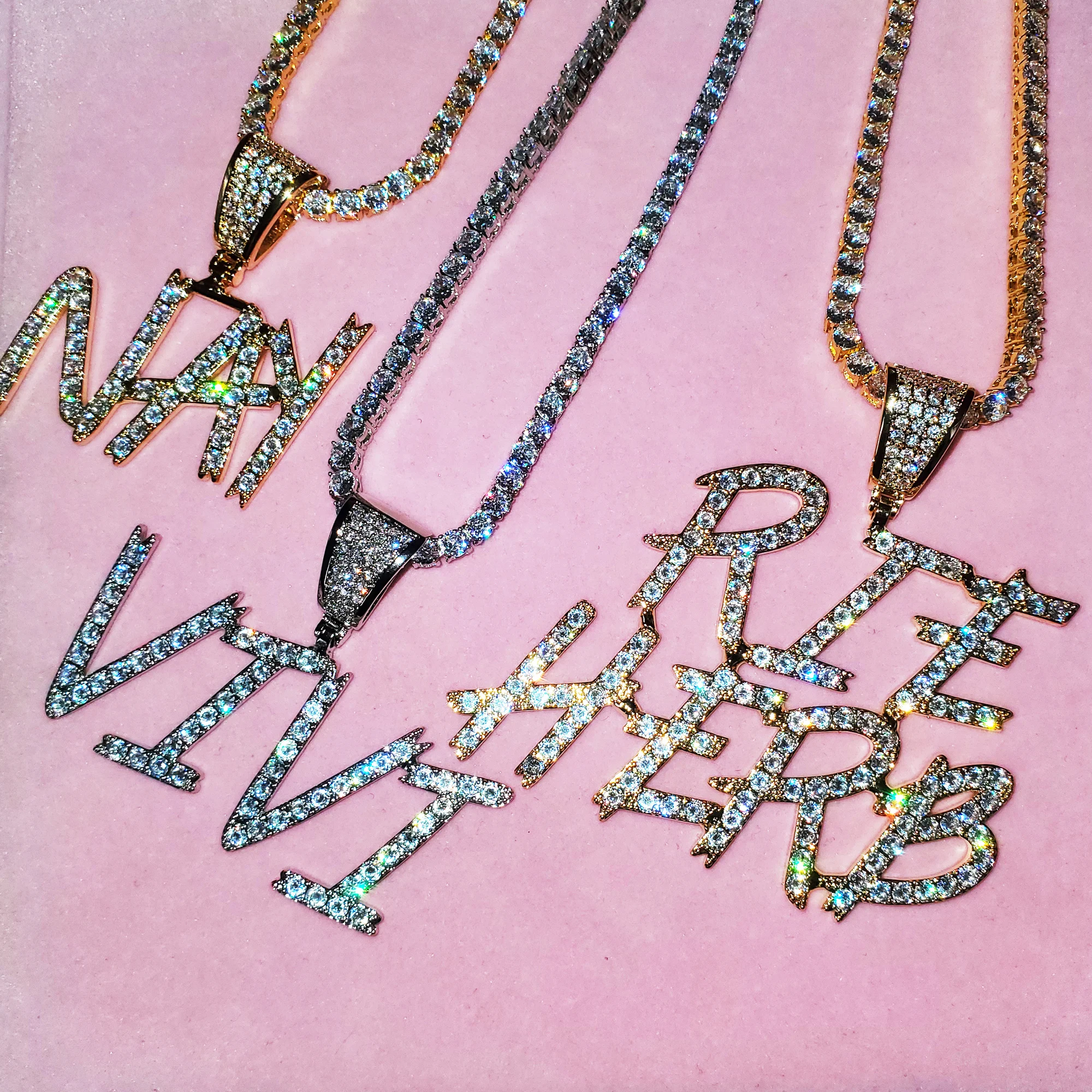 Ожерелье с именем на заказ - Фотография_5