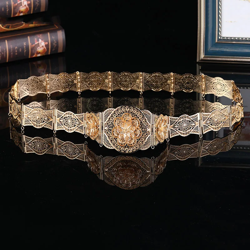 Идеальный дизайнерский пояс в форме цветка - Фотография_3