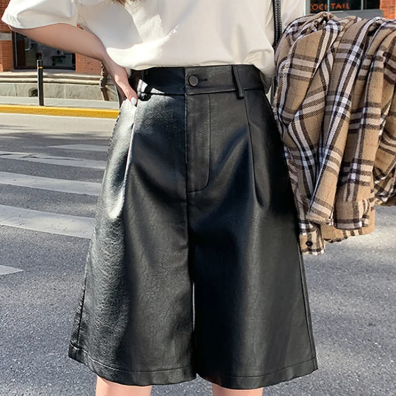 Женские шорты из искусственной кожи на осень и зиму - Фотография_5