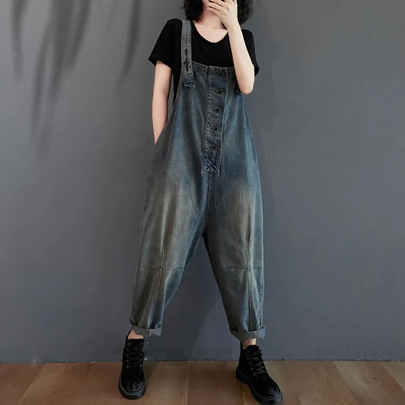 Женский джинсовый комбинезон - Фотография_4