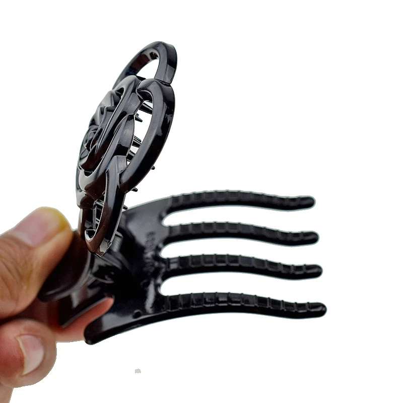 Заколка-краб женская с черными розами - Фотография_6