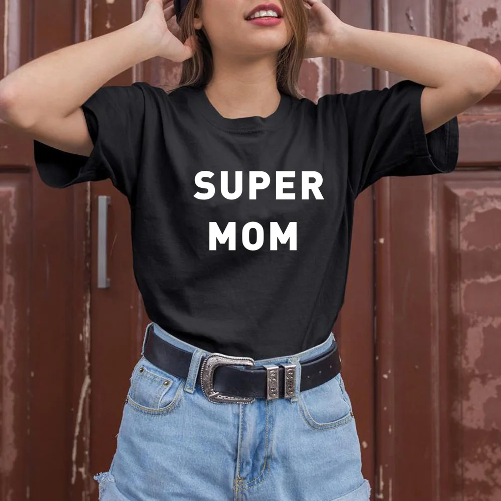 Футболка женская с надписью super mom