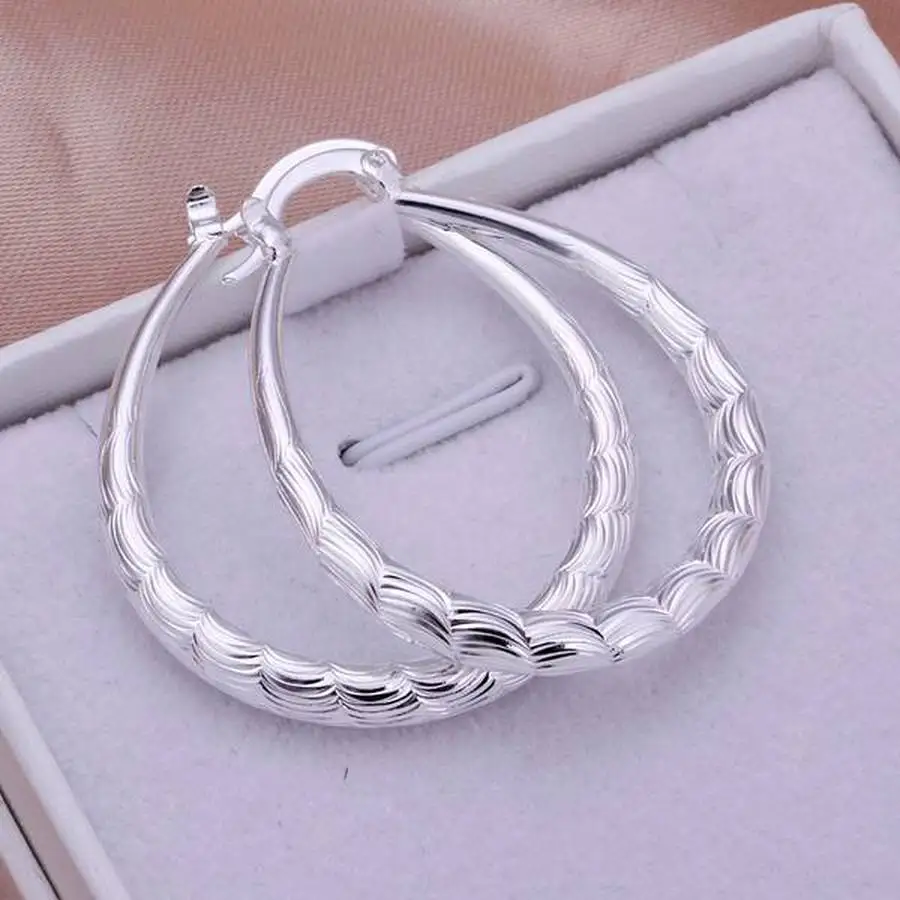 Женские серьги из серебра 925 пробы