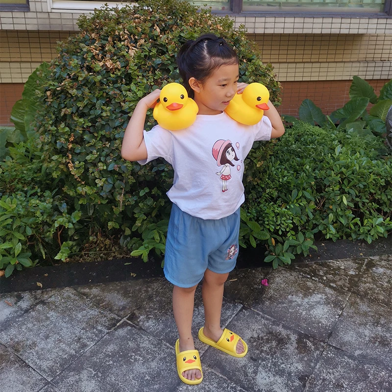 Большой размер, милая резиновая желтая утка - Фотография_5