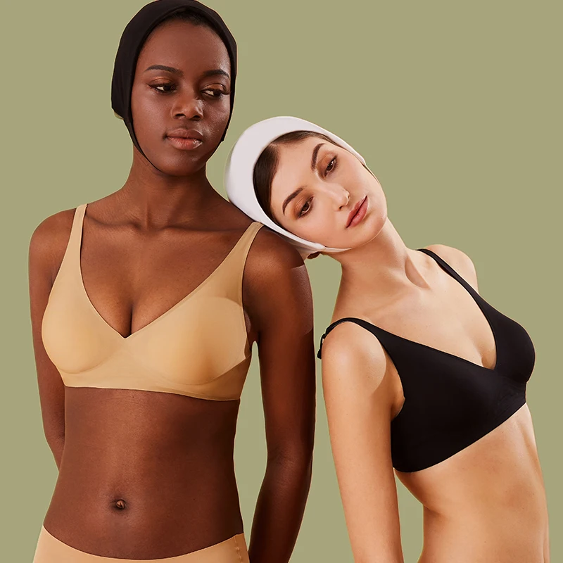 Женский латексный бюстгальтер - Фотография_2