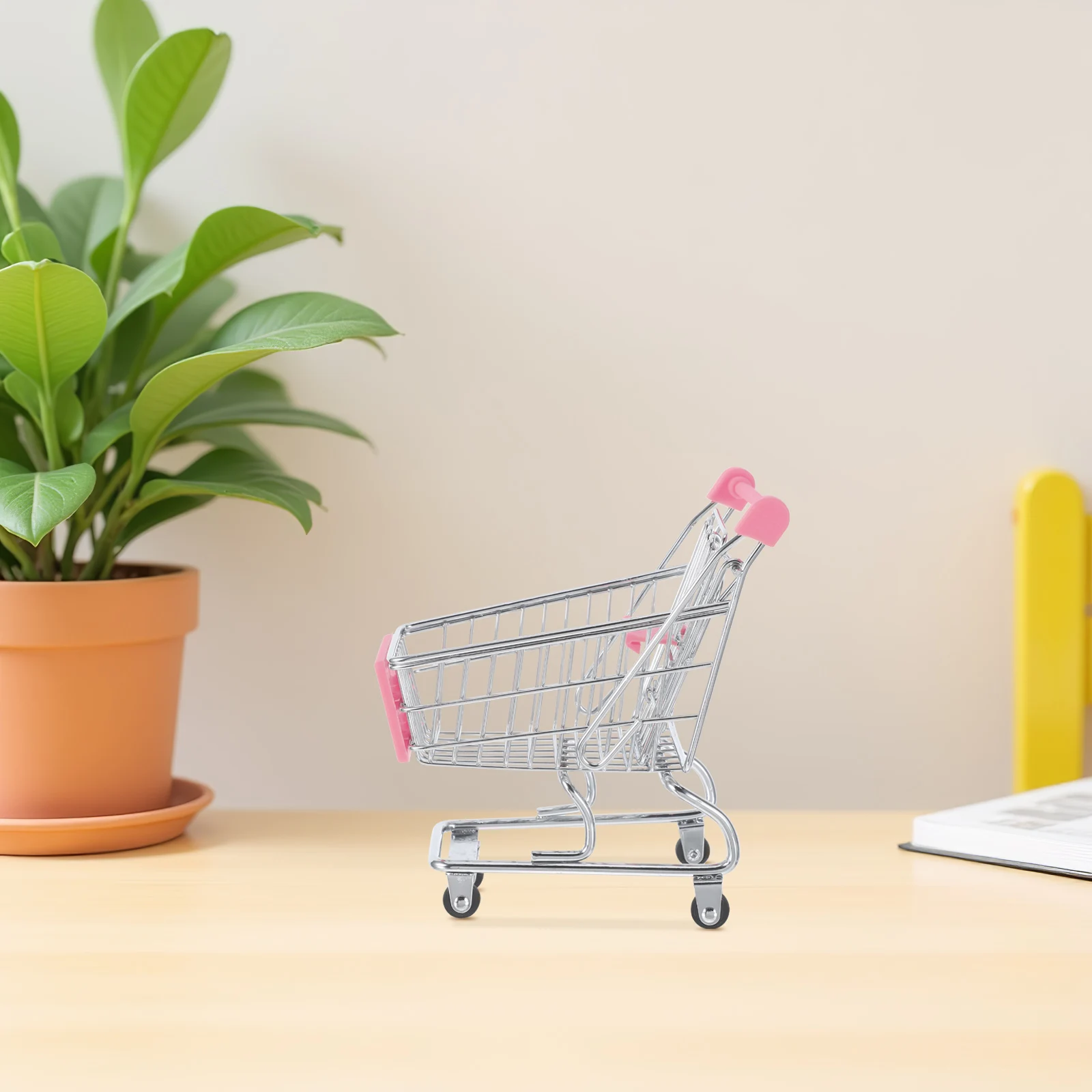 Металлическая мини-тележка для покупок