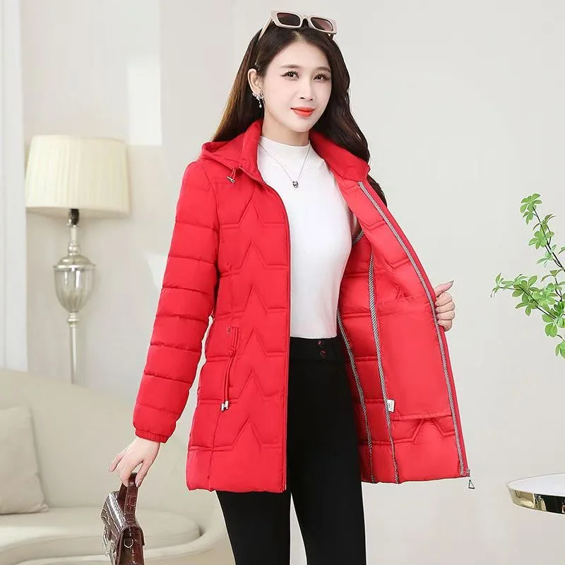 Женская длинная куртка на хлопковой подкладке осень-зима 2025 года - Фотография_4