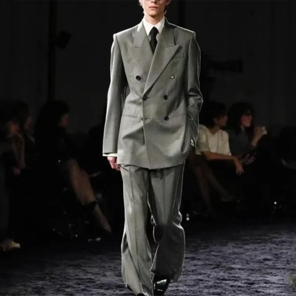 Умный повседневный серый костюм для мужчин