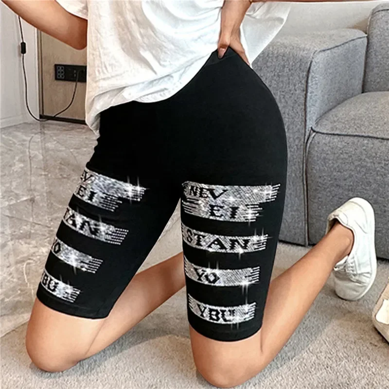 Уличная женская одежда - Фотография_3
