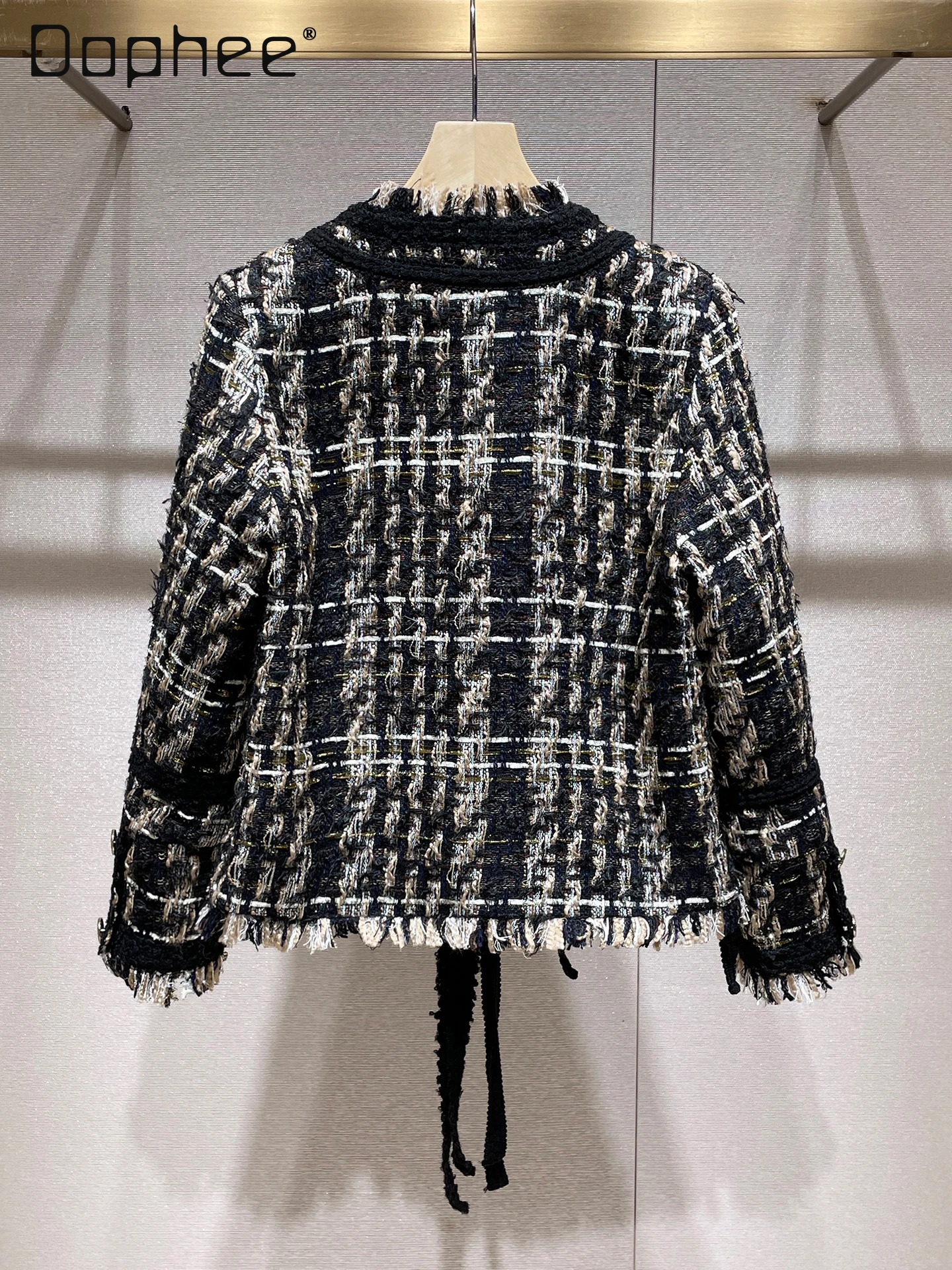 Твидовое пальто в клетку с кисточками - Фотография_2