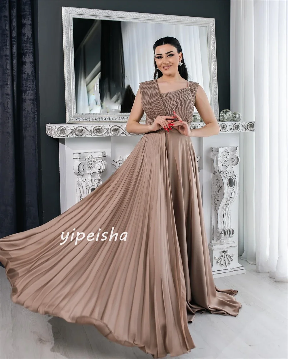 Индивидуальное джерси с блестками и рюшами для выпускного вечера - Фотография_2