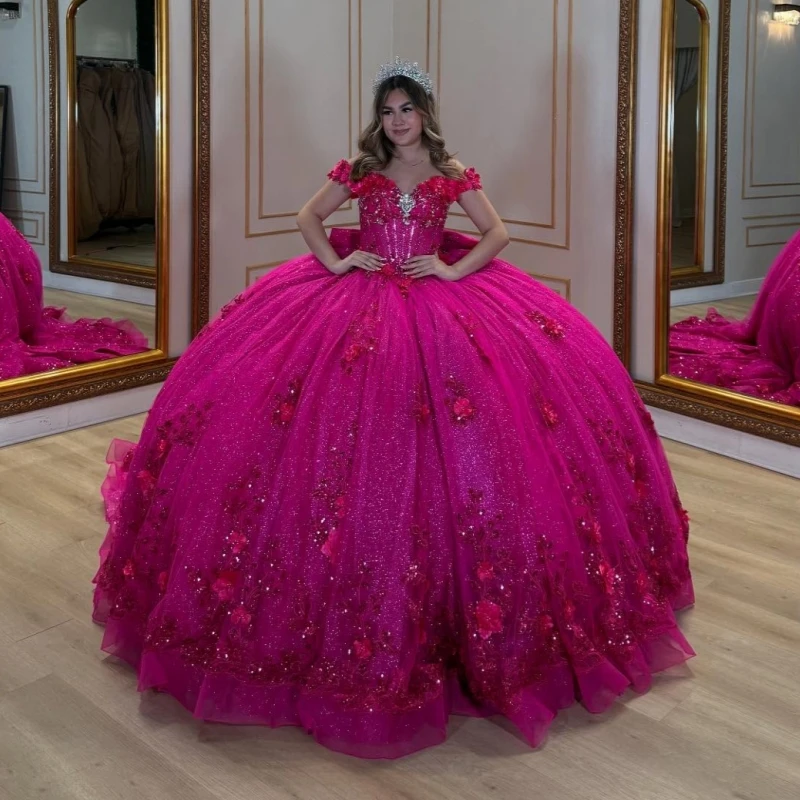 Розово-красное блестящее платье принцессы с открытыми плечами sweet 16