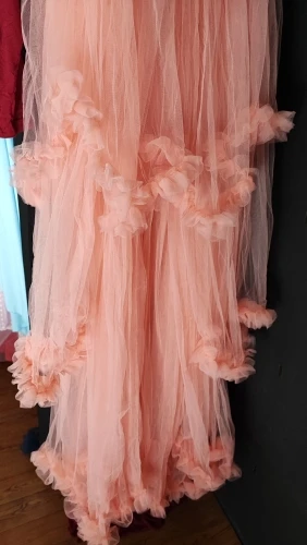 Розовое тюлевое бальное платье для беременных для фотосессии - Фотография_5