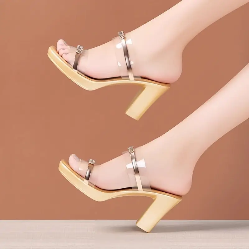 Женские босоножки высокого качества на высоком каблуке 8 см - Фотография_2