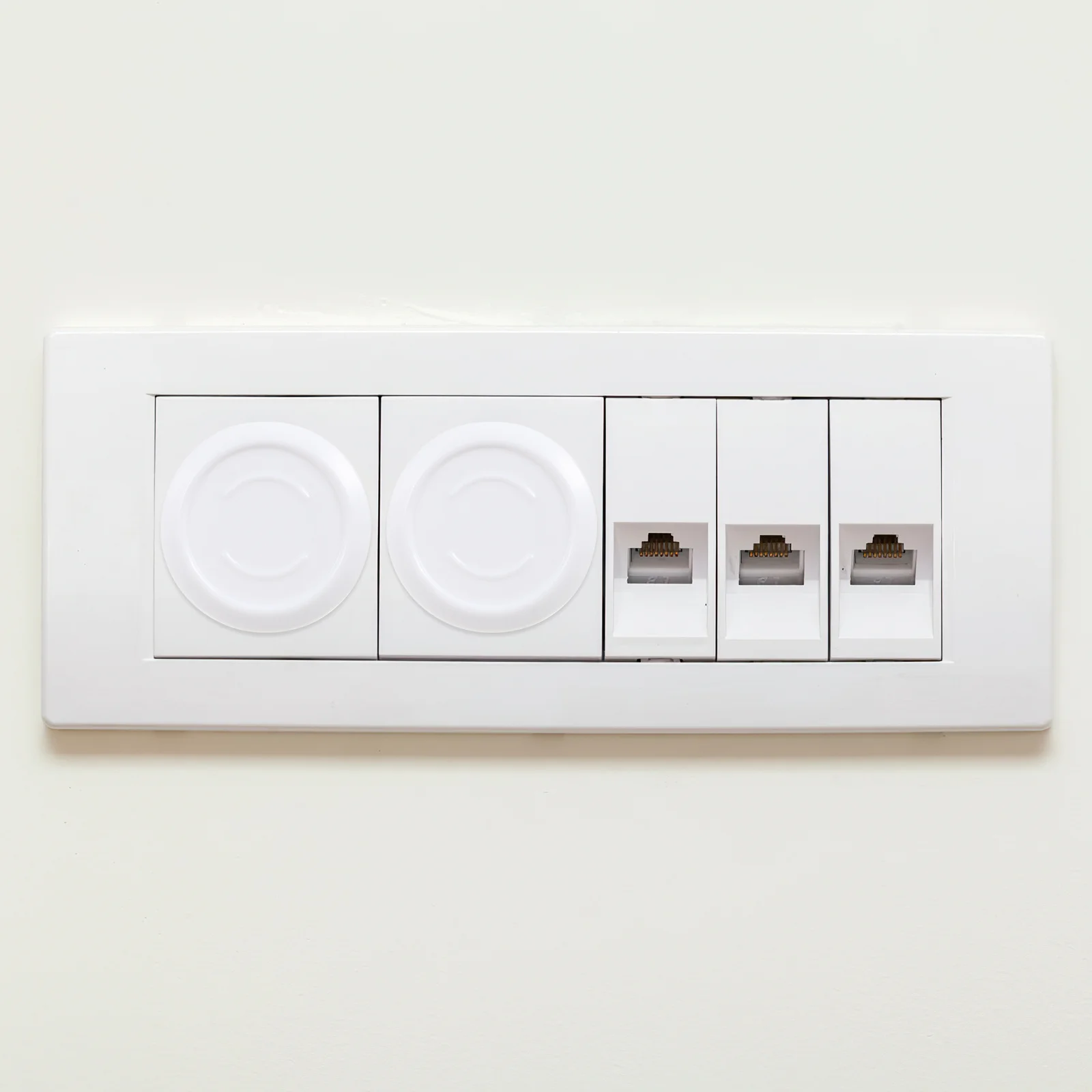 Защитные чехлы для розеток с защитой от детей - Фотография_3