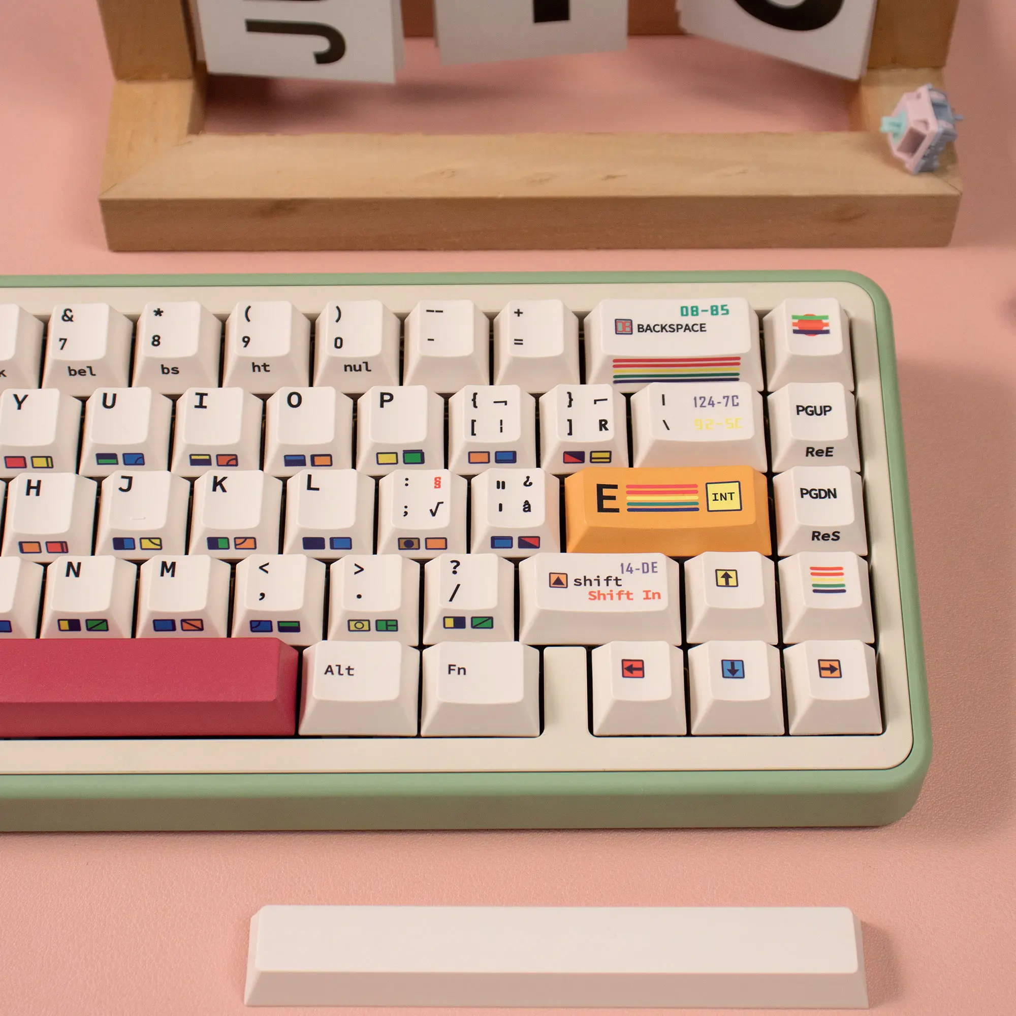 C64 r2 с боковой гравировкой - Фотография_4