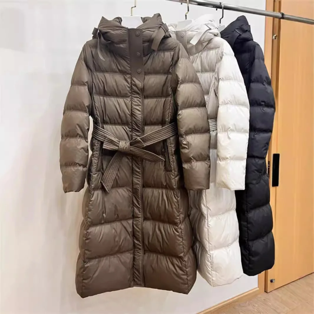 Женский длинный пуховик