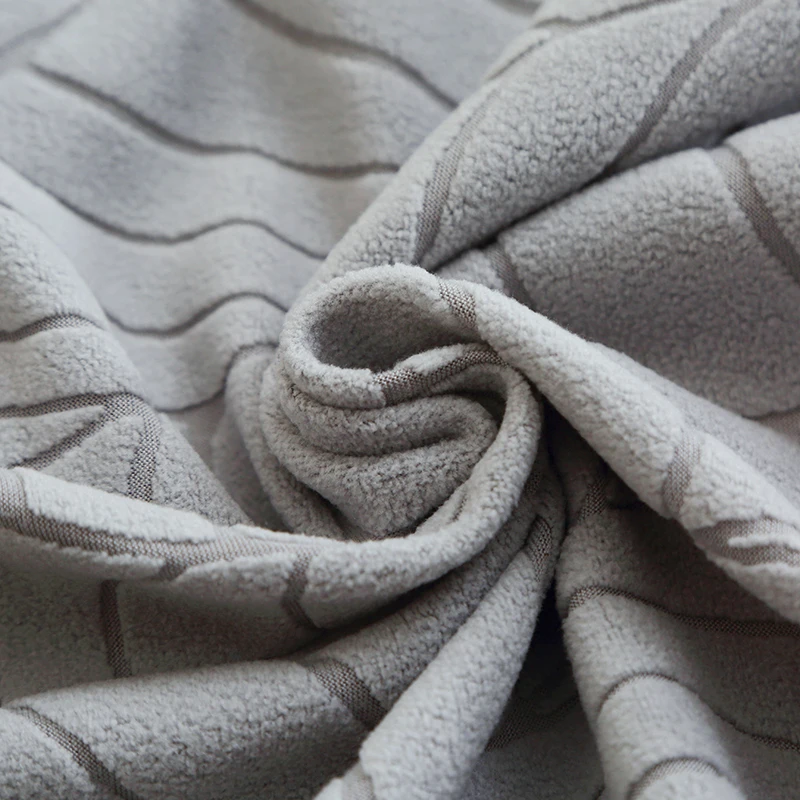 Жаккардовый чехол на стул с листьями - Фотография_4