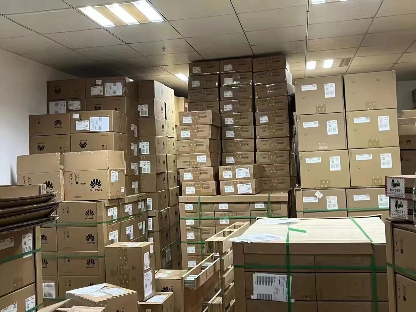 Del emc unity xt300 гибридная вспышка - Фотография_4