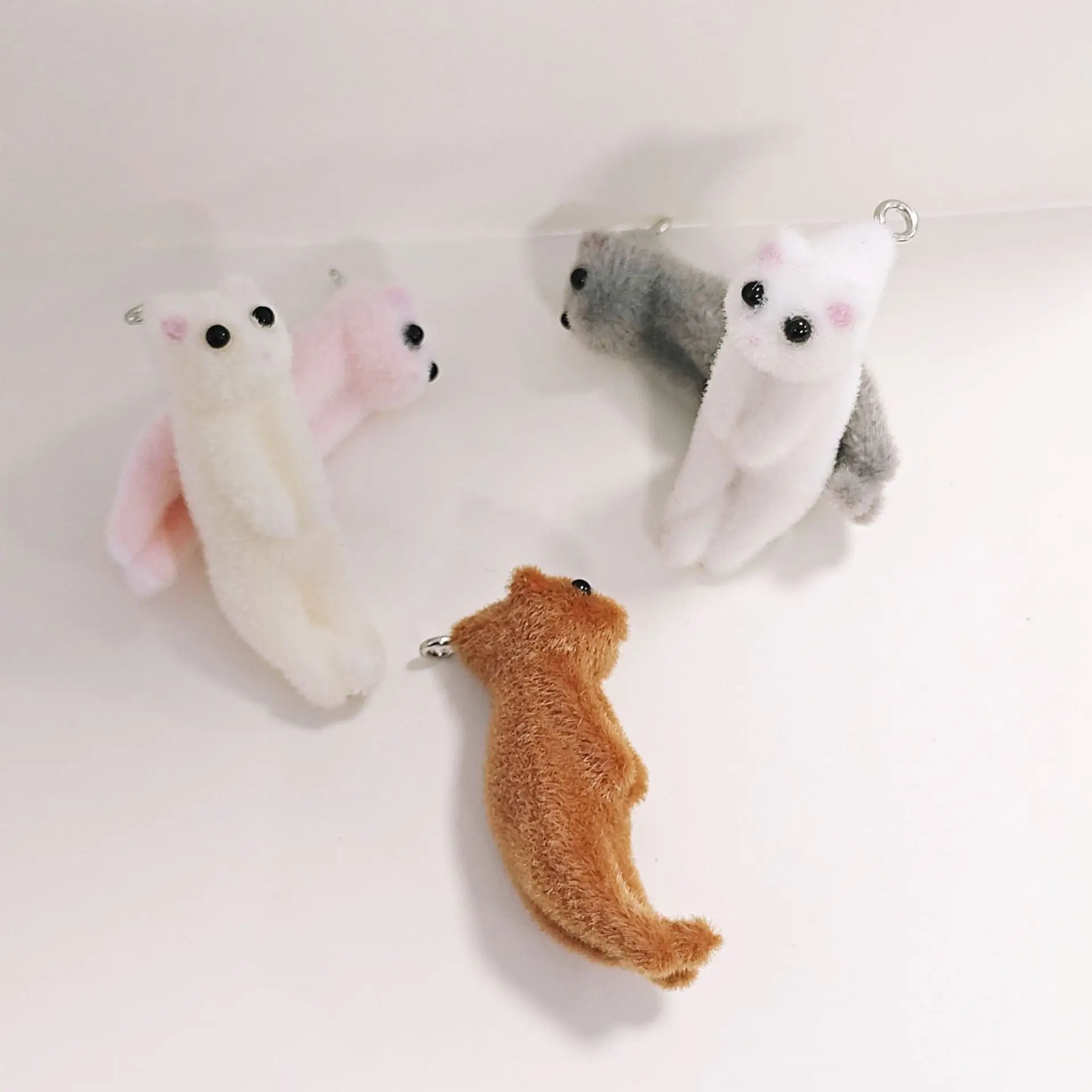 3d флокированные смоляные подвески в виде кошек