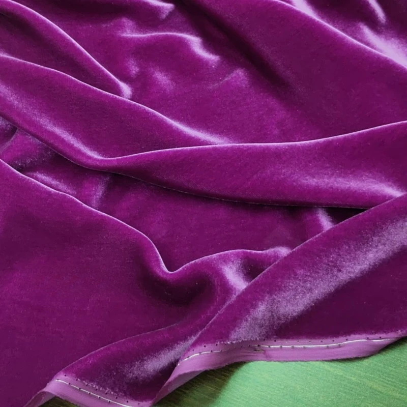 Фиолетовая бархатная ткань шириной 140 см - Фотография_4