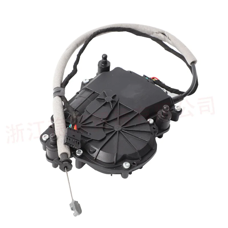 51247383561 привод замка задней двери багажника - Фотография_4