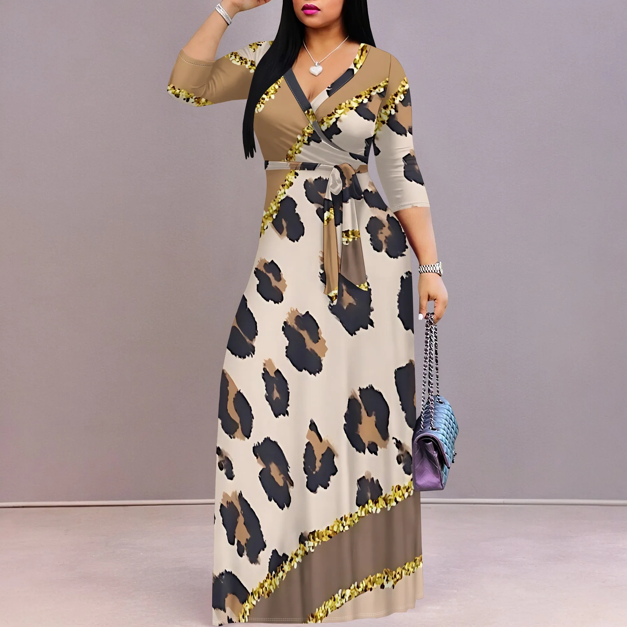 Женское длинное платье с рукавом 3/4 и v-образным вырезом - Фотография_3