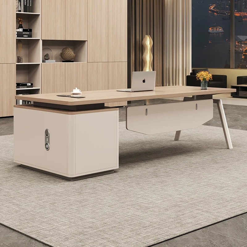 Коричневый дешевый стол для руководителя - Фотография_2