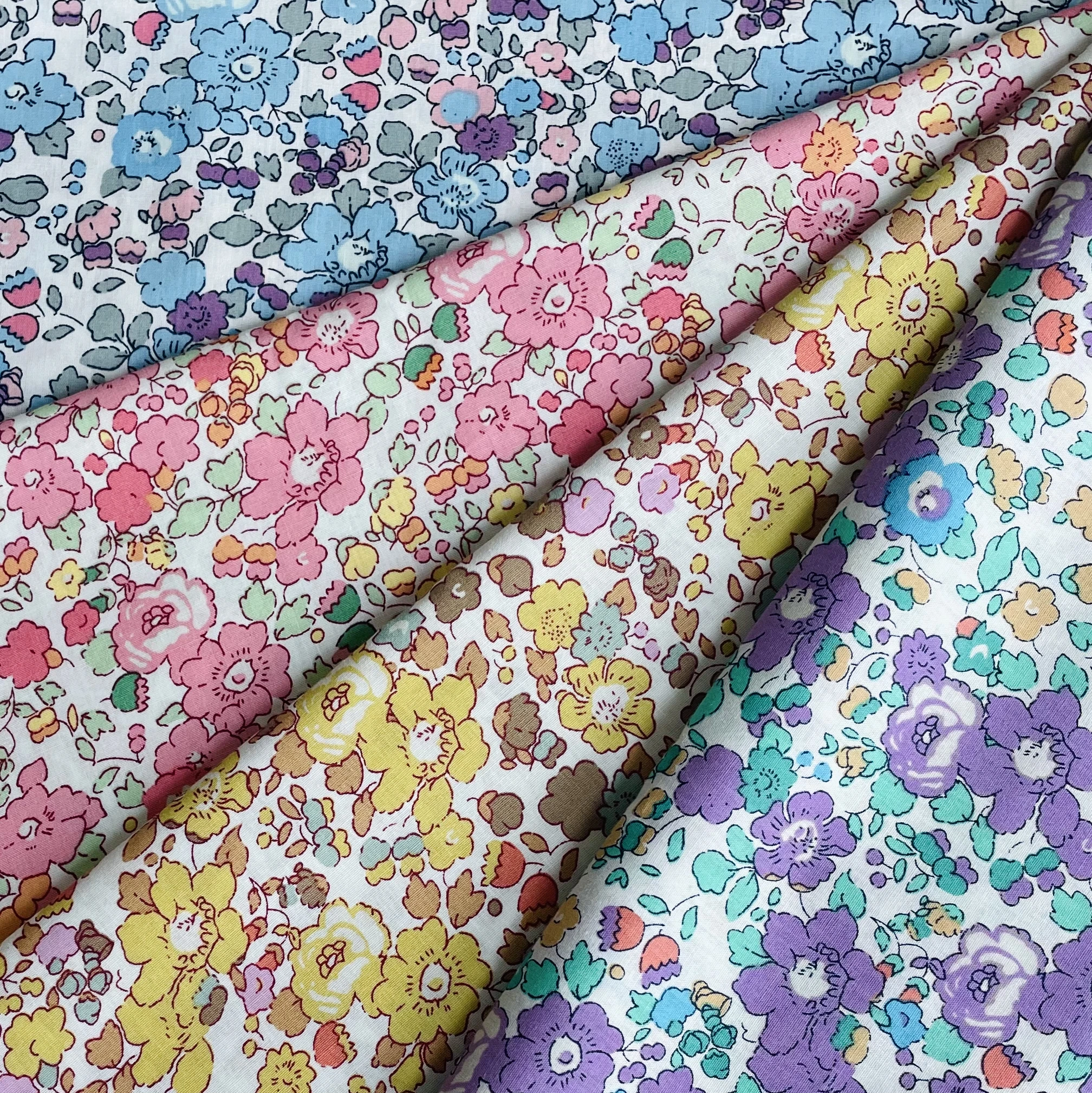 Betsy цветочная 60s tissun liberty
