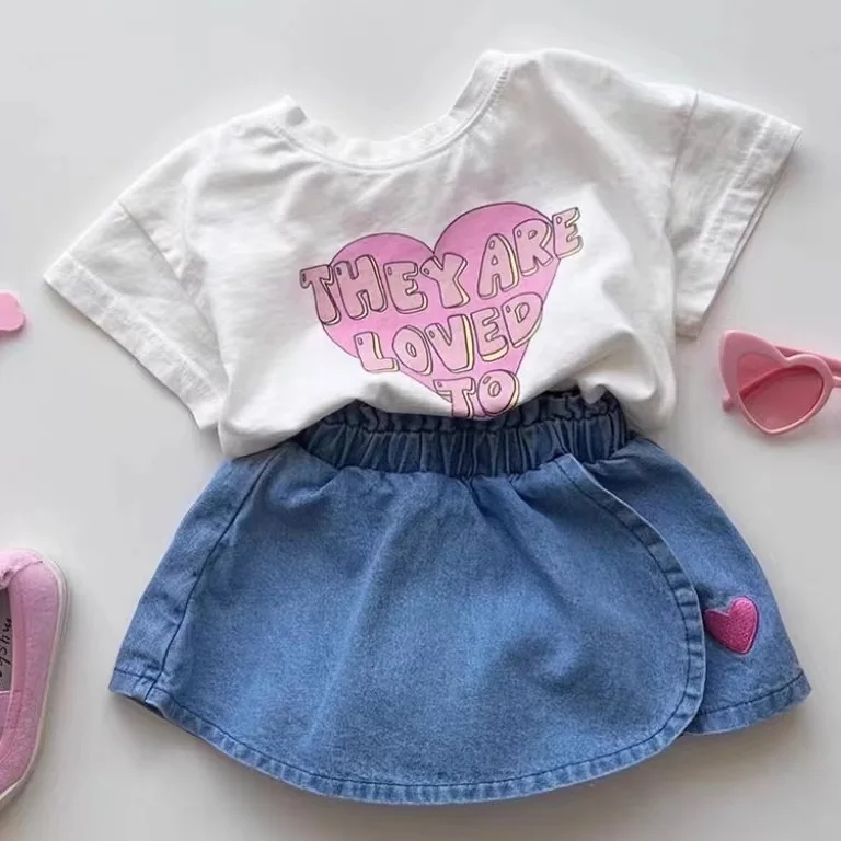 Года, милые джинсовые шорты для маленьких девочек - Фотография_2