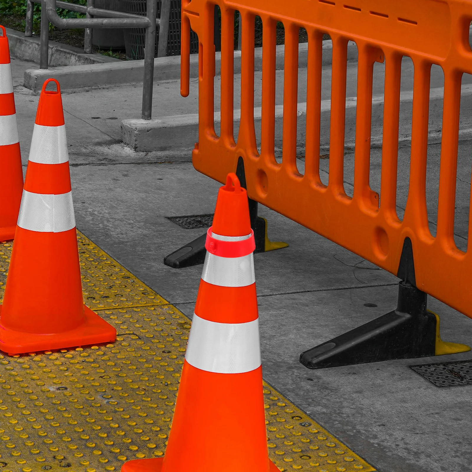 Дорожный конус, соединитель цепи - Фотография_4