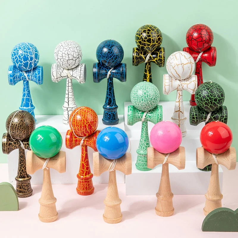 Раскрашенная трещинами игрушка-кендама - Фотография_2