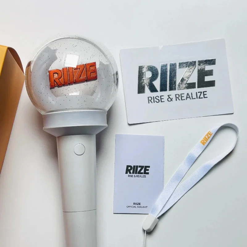 Kpop riized lightstick stand concert - Фотография_5