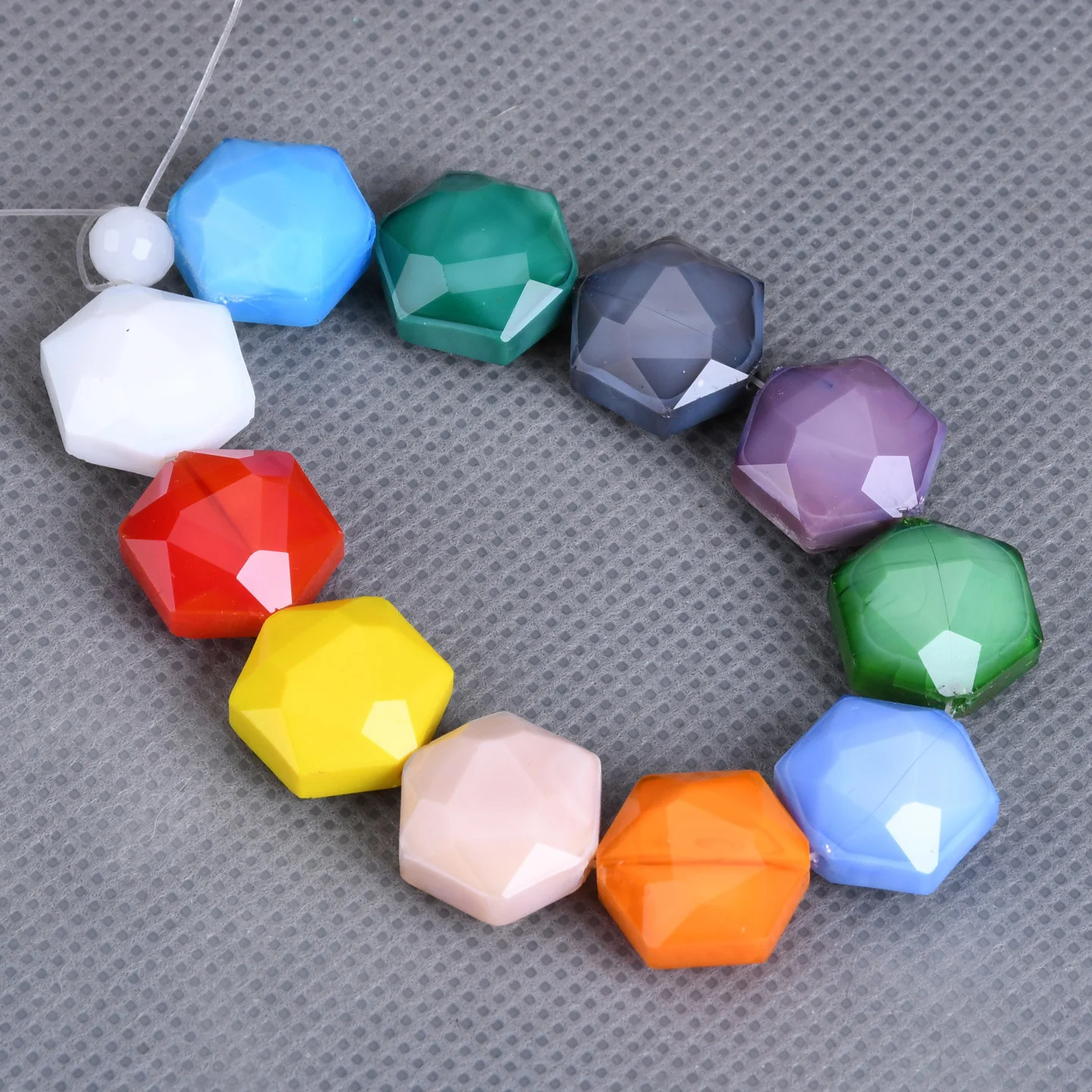 Шестигранные 16 мм непрозрачные - Фотография_3